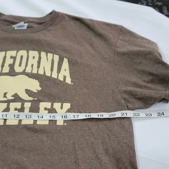 🖤5/$20🖤 BERKELY.. brown tee. - Picture 9 of 10